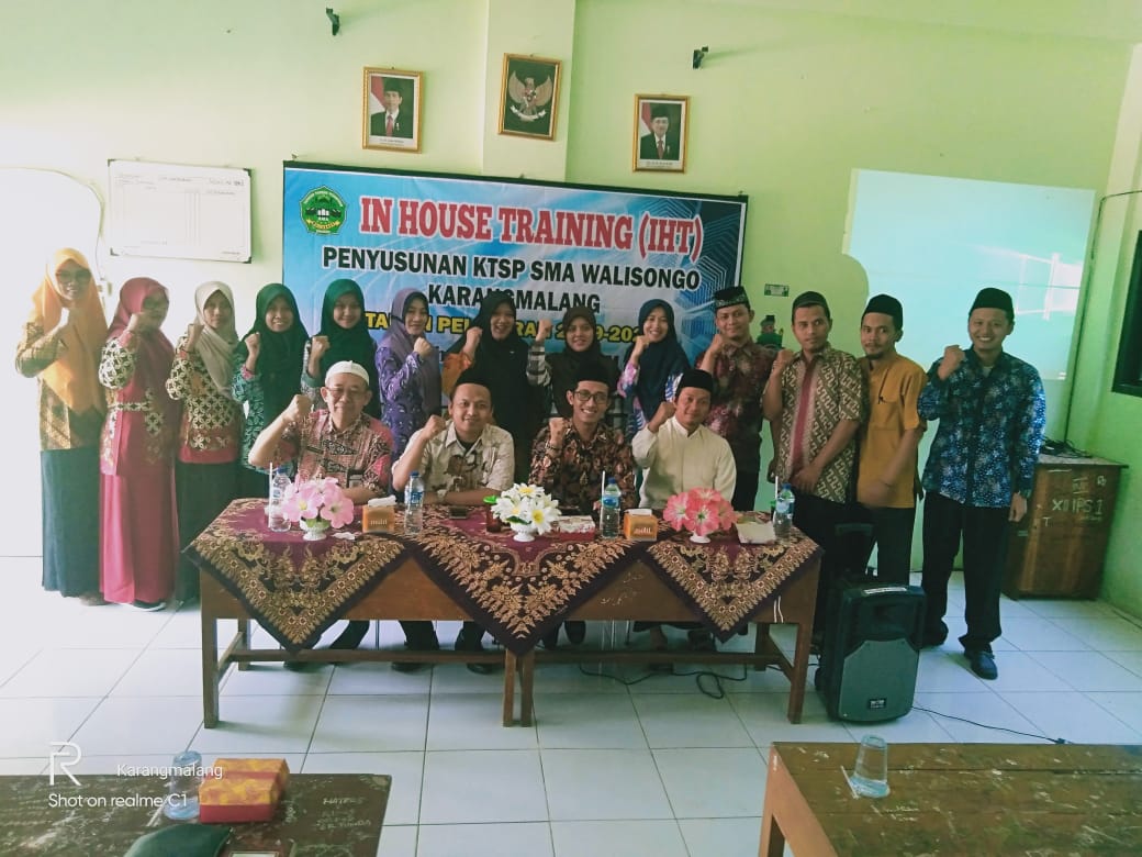 In House Training Penyusunan KTSP 2013 SMA Walisongo Karangmalang 2019